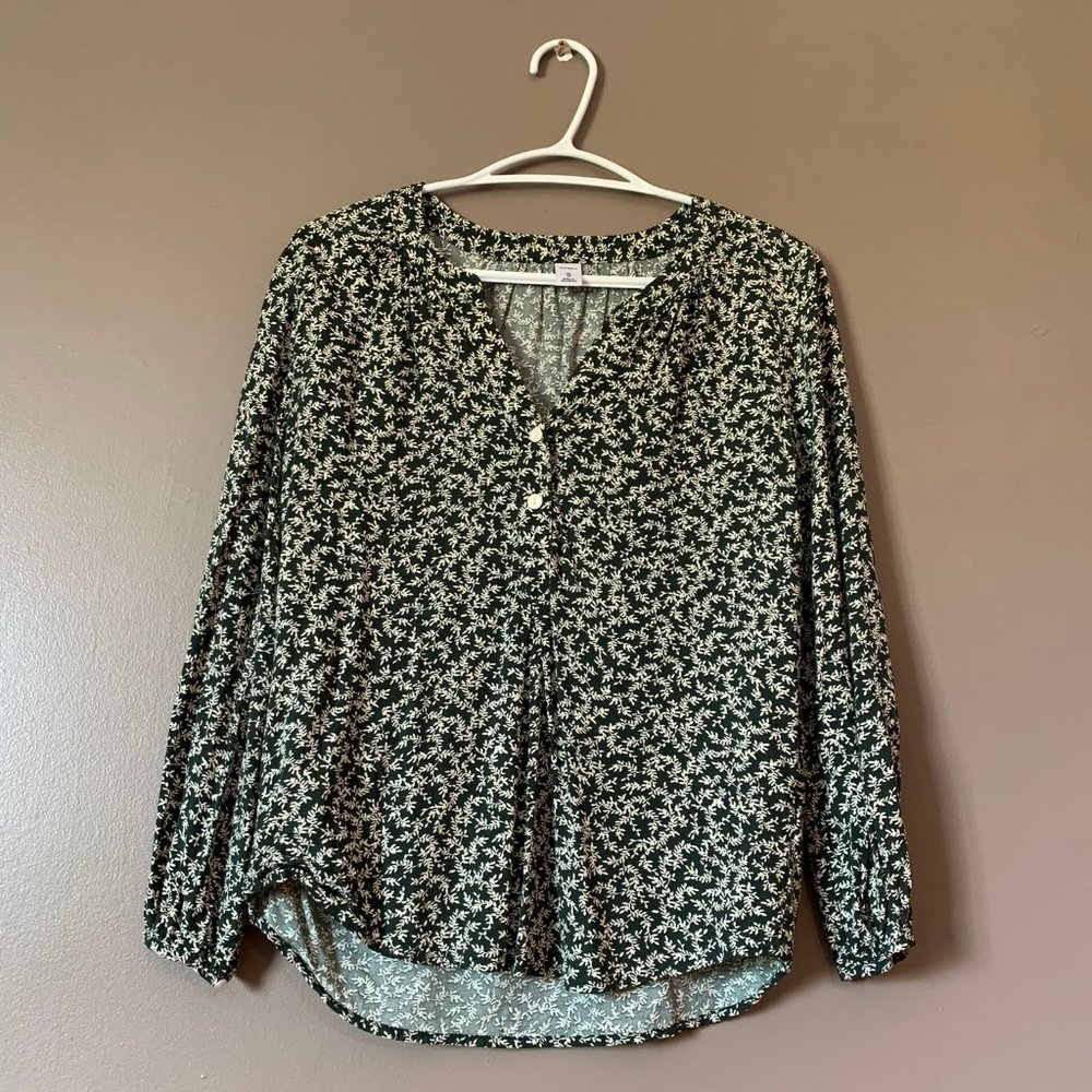 Old Navy Green Patterned Blouse